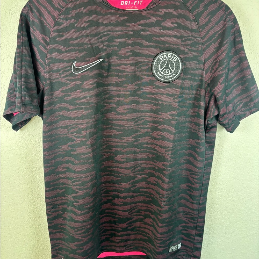 Nike Paris Dri-Fit Pink and Black T-Shirt